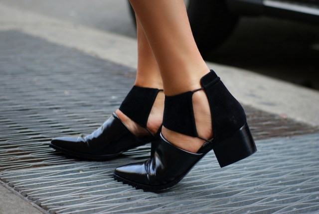 Alexander Wang Cutout booties
